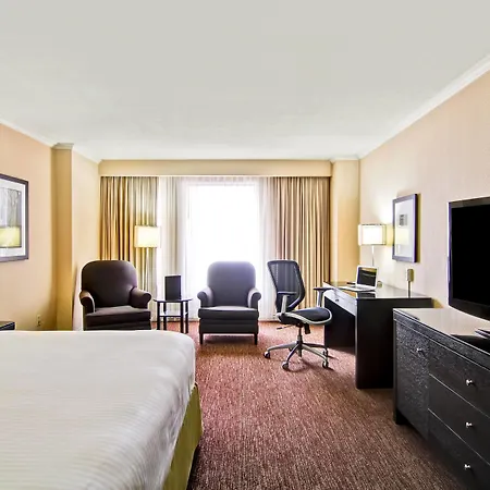 Delta Hotels By Marriott Toronto East-2